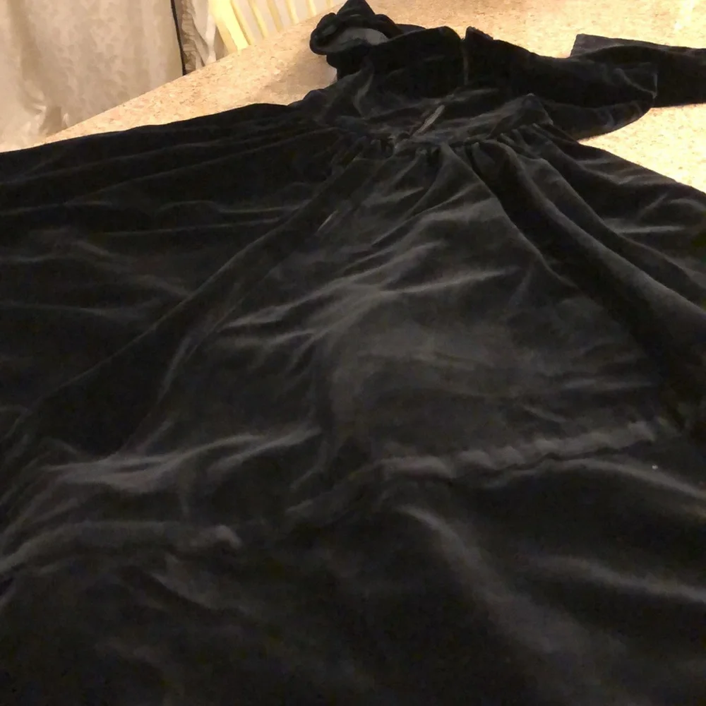 Vintage Black Velvet Long Dress Handmade Small? XS? See Rough Measurements - Picture 12 of 17
